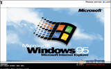 用浏览器就能运行Windows 95系统！这经典的开机声真令人怀念啊！
